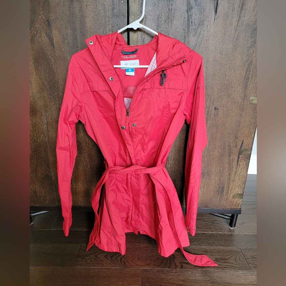 Red Columbia windbreaker with belt